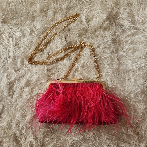 PARTY TIME Fuschia Feather Purse - Picture 2 of 12